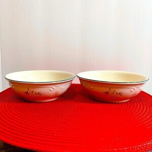 Pfaltzgraff Soup/Cereal Bowls Winterberry set of 2